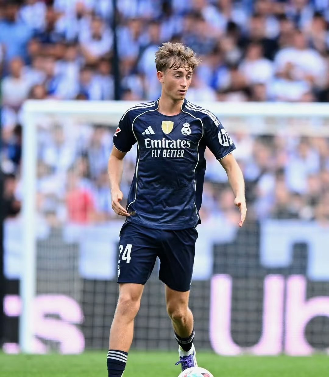 国王杯冲刺阶段再迎强敌；皇家马德里完成体检；主帅态度——气氛紧张；数据趋势出现新变化的简单介绍-lol官网平台